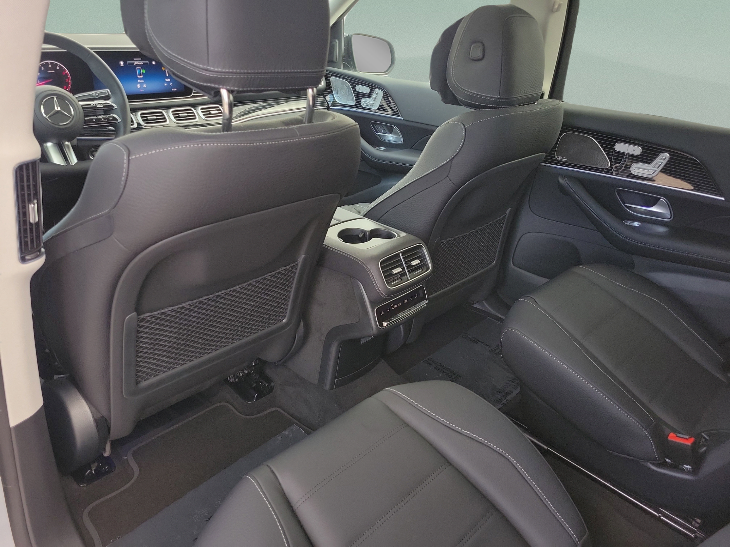 New 2026 Mercedes-Benz GLS 450 4MATIC image 10