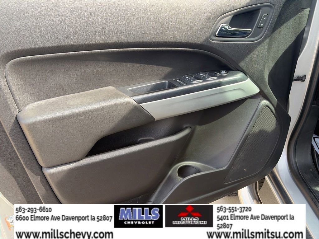 Used 2018 Chevrolet Colorado LT AWD/4WD image 11