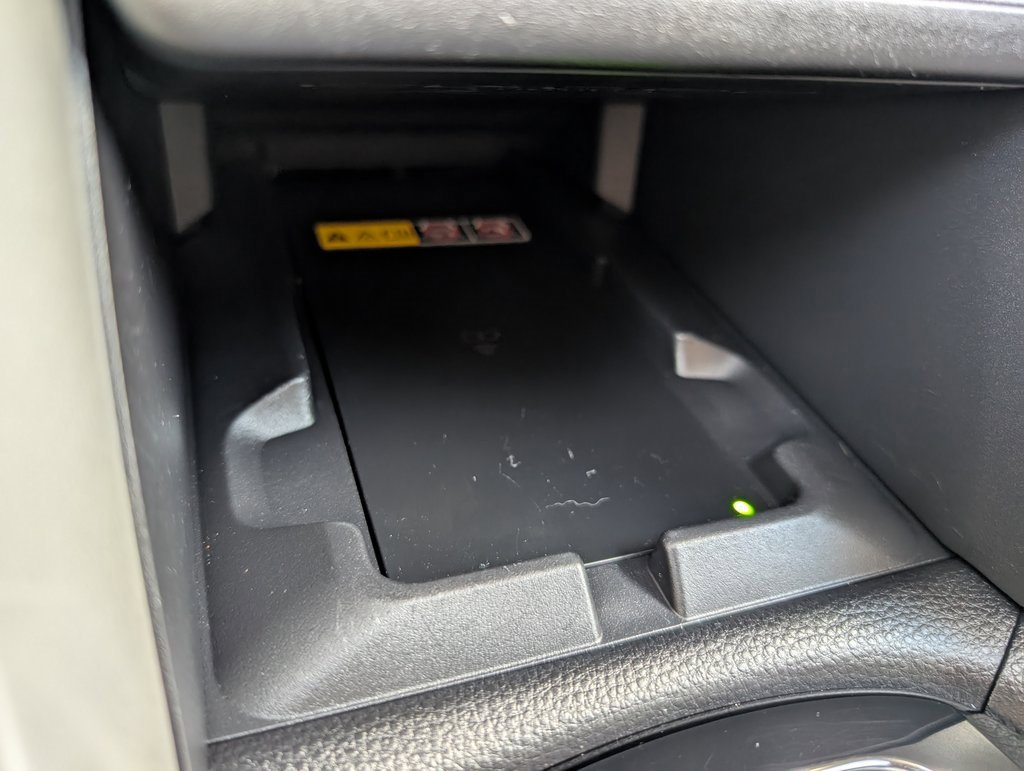 Used 2024 Toyota Corolla Cross XLE w/ Convenience Package image 23