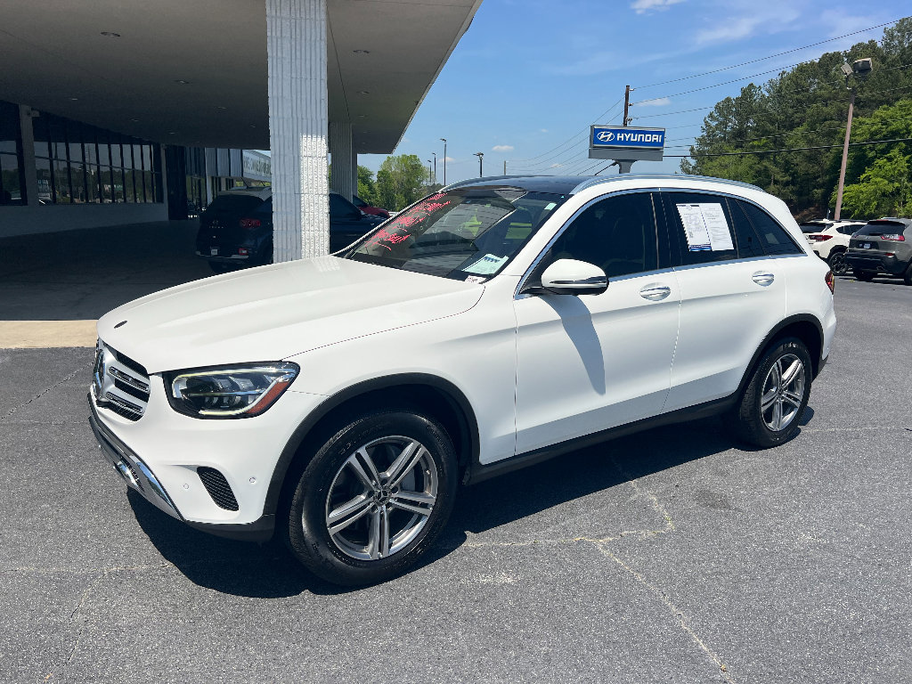 Used 2021 Mercedes-Benz GLC 300 4MATIC w/ Premium Package image 1