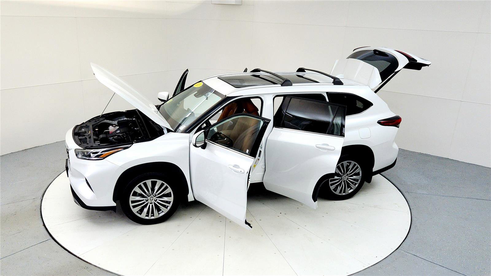 Used 2023 Toyota Highlander Platinum image 22