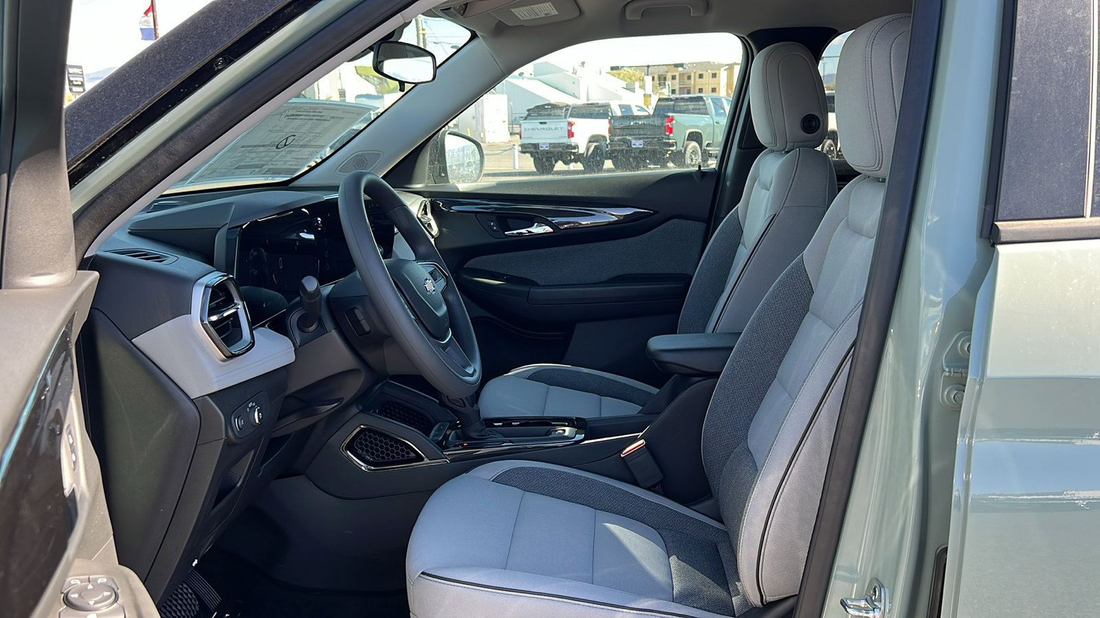 New 2026 Chevrolet TrailBlazer LS w/ LS Convenience Package FWD image 28