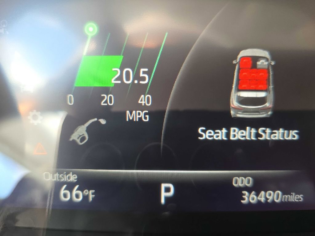 Used 2023 Toyota Highlander XLE image 18