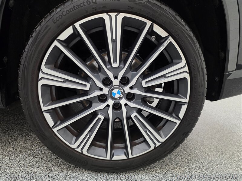 Used 2023 BMW X1 xDrive28i w/ Premium Package AWD/4WD image 14