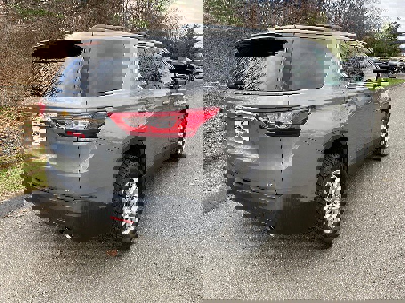 Used 2019 Chevrolet Traverse LT image 7