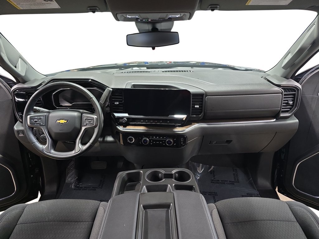 Used 2024 Chevrolet Silverado 1500 LT AWD/4WD image 10