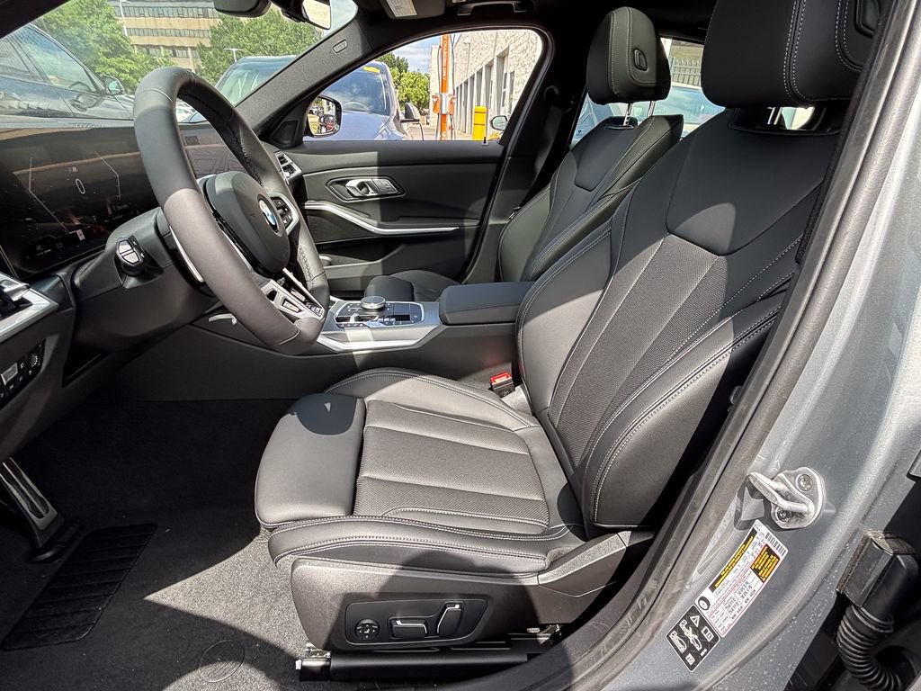 New 2026 BMW 330i xDrive Sedan AWD/4WD image 14