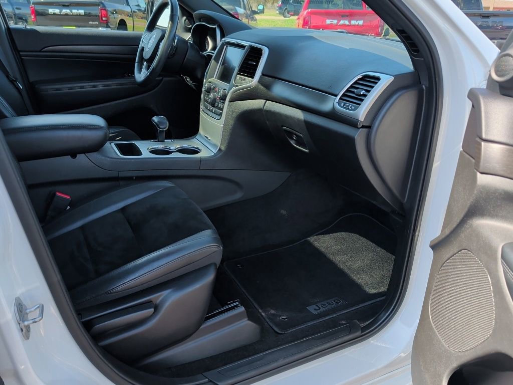 Used 2015 Jeep Grand Cherokee Altitude AWD/4WD image 35