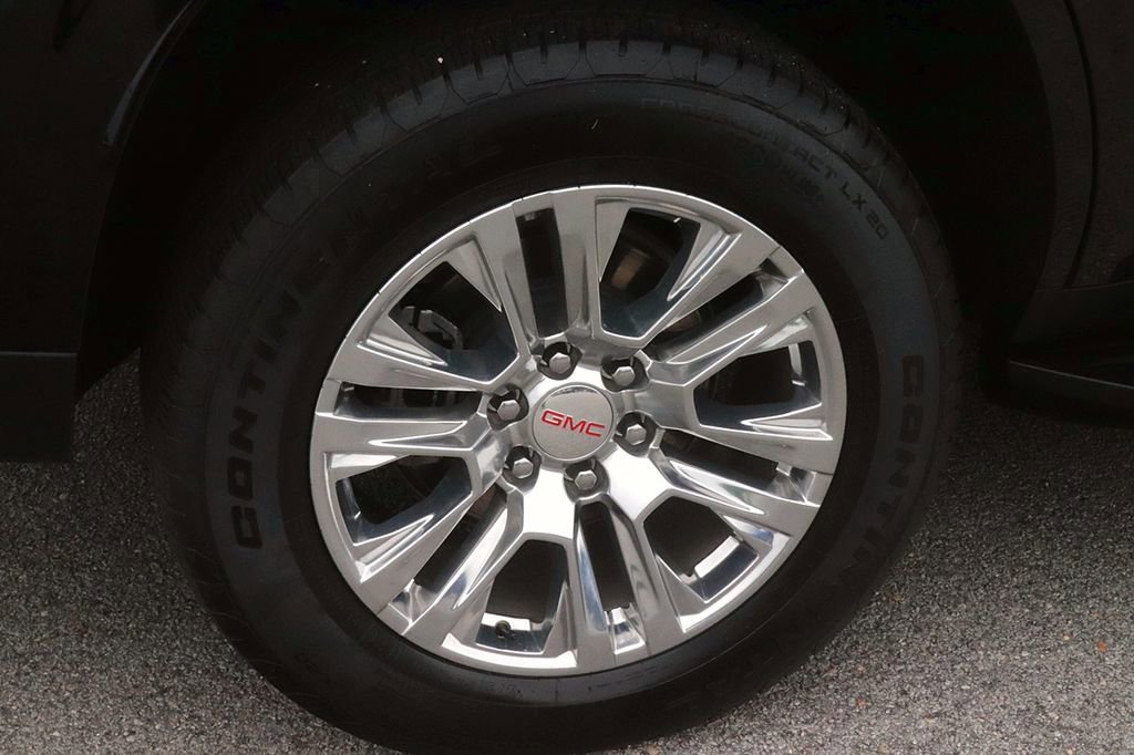 Used 2025 GMC Yukon Denali AWD/4WD image 8