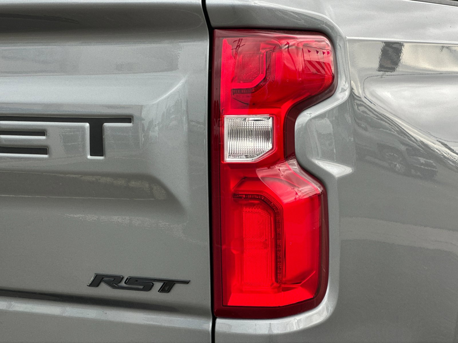 Used 2020 Chevrolet Silverado 1500 RST image 33