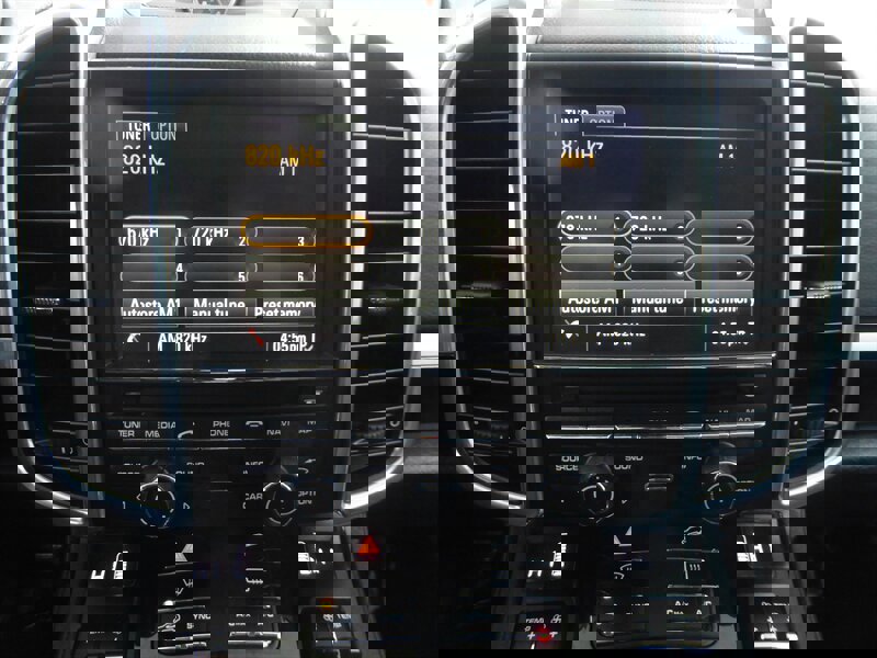 Used 2014 Porsche Cayenne AWD/4WD image 15