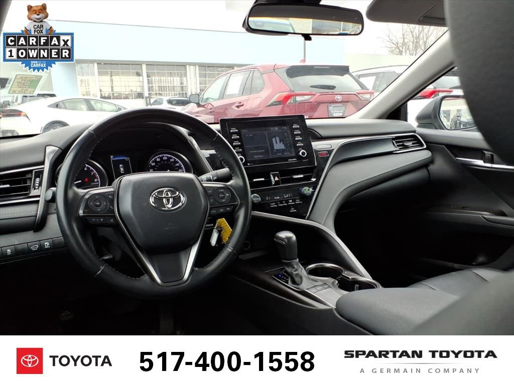 Used 2024 Toyota Camry SE image 12