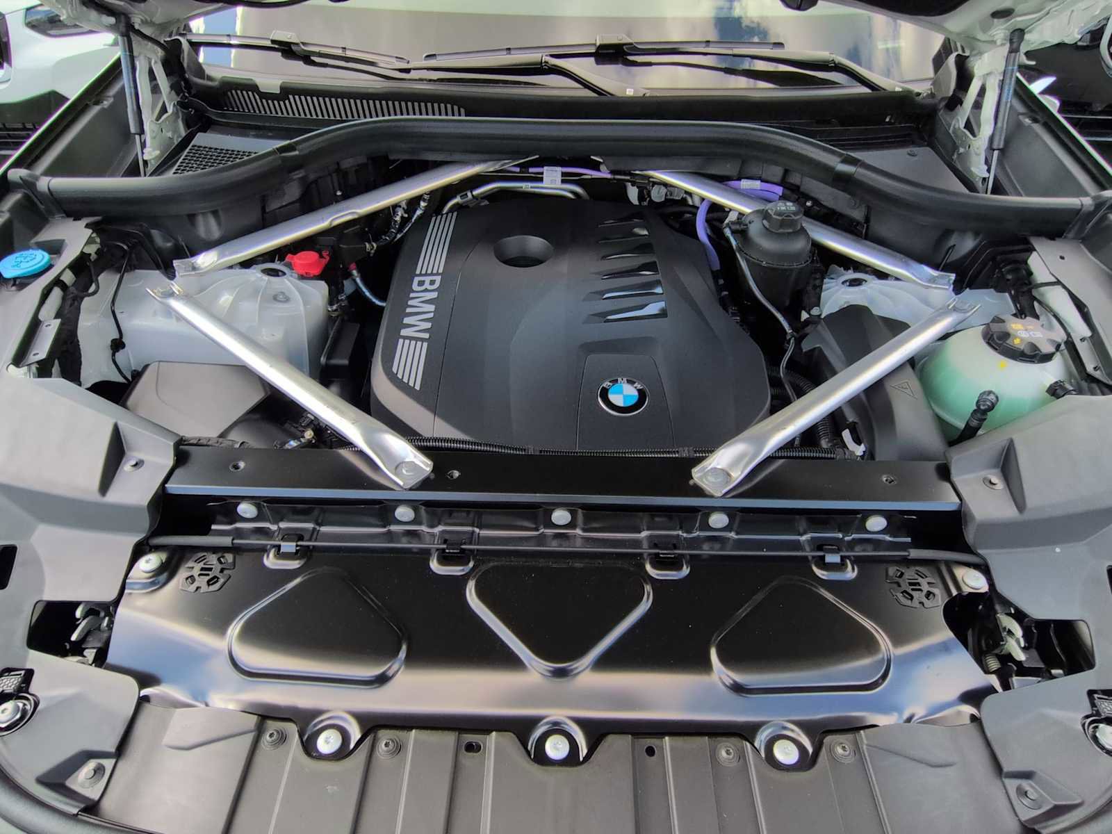 New 2026 BMW X5 xDrive40i w/ Executive Package image 15