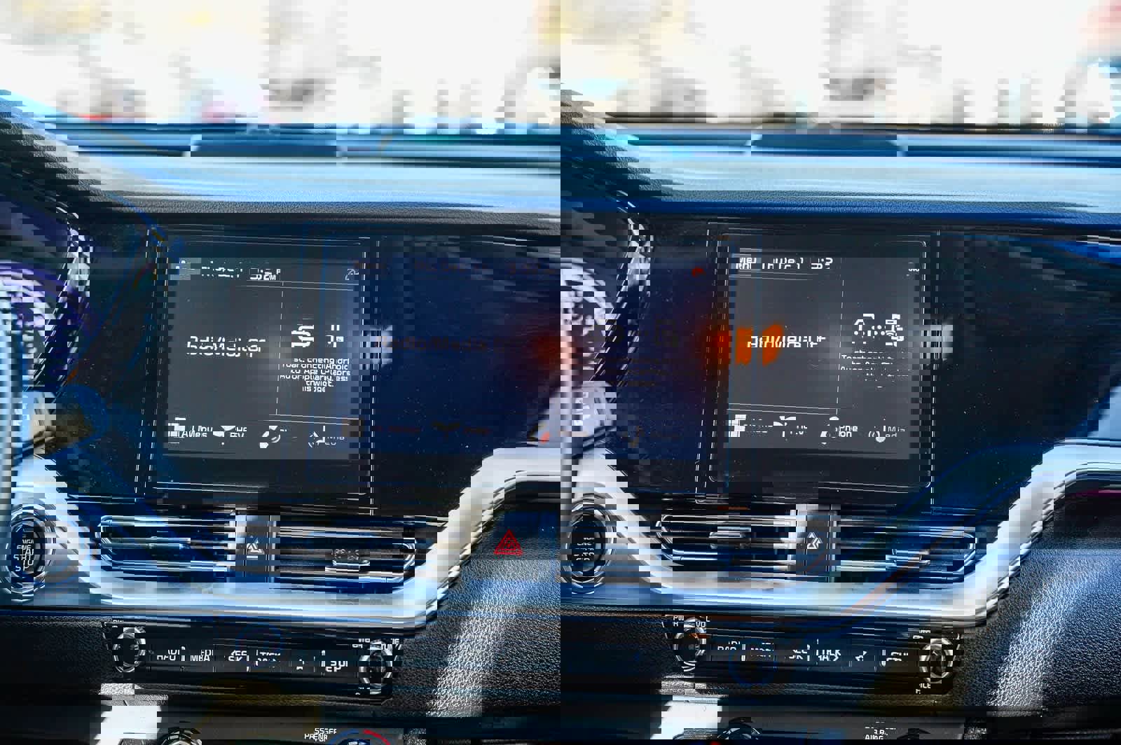 Used 2021 Kia Niro LXS image 14