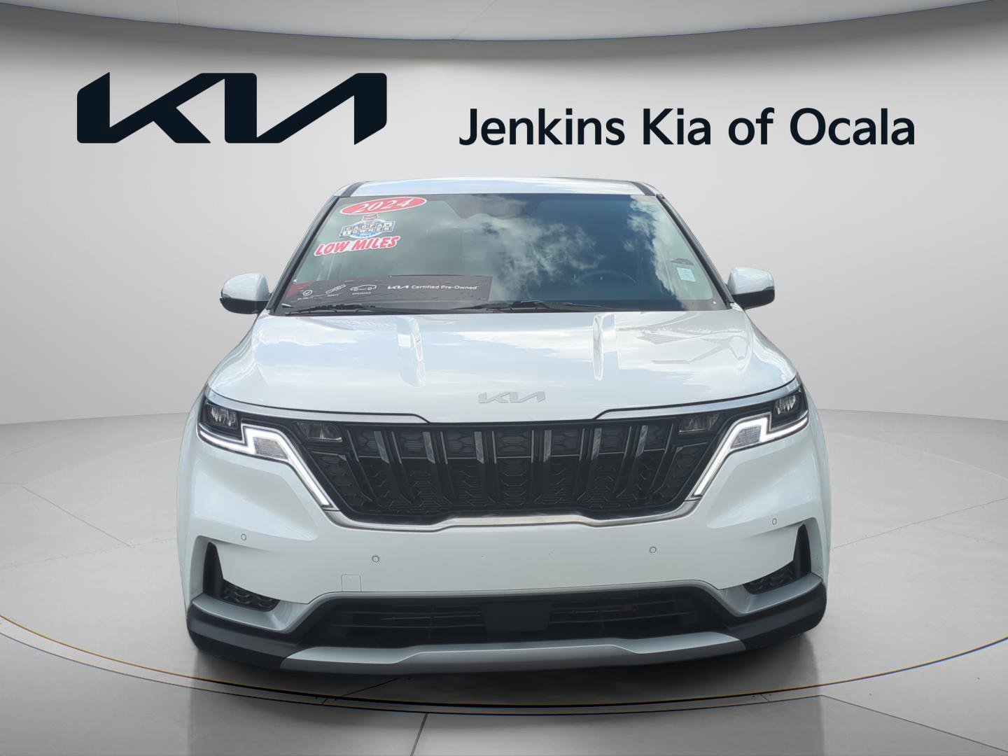 Certified 2024 Kia Carnival EX image 8