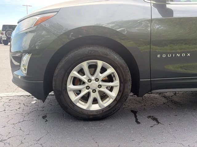 Used 2020 Chevrolet Equinox LT w/ Driver Convenience Package FWD image 4