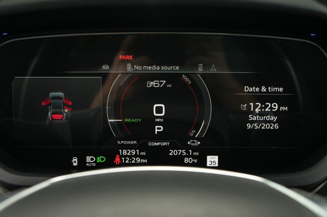 Used 2023 Audi e-tron GT Premium Plus w/ Performance Package AWD/4WD image 35