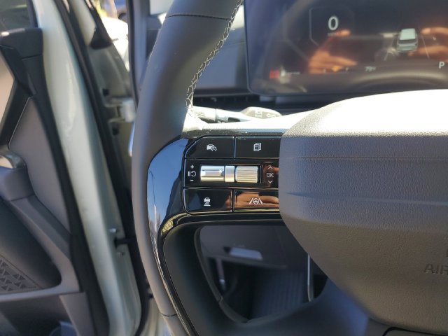 New 2027 Kia Carnival SX FWD image 28