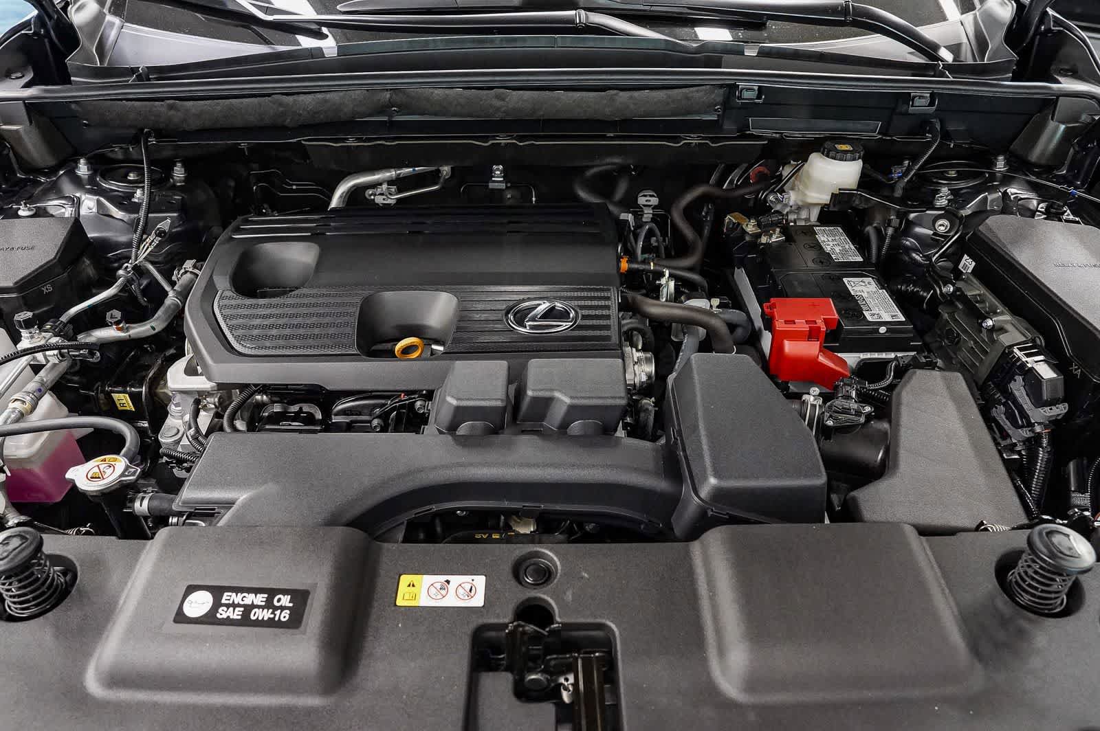 Used 2025 Lexus NX 250 FWD w/ Accessory Package (2T) image 28