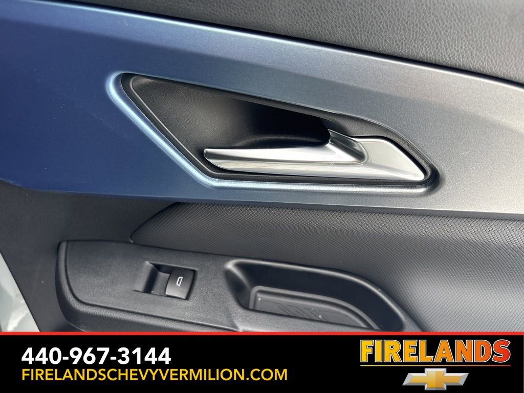 New 2026 Chevrolet Equinox EV LT image 40