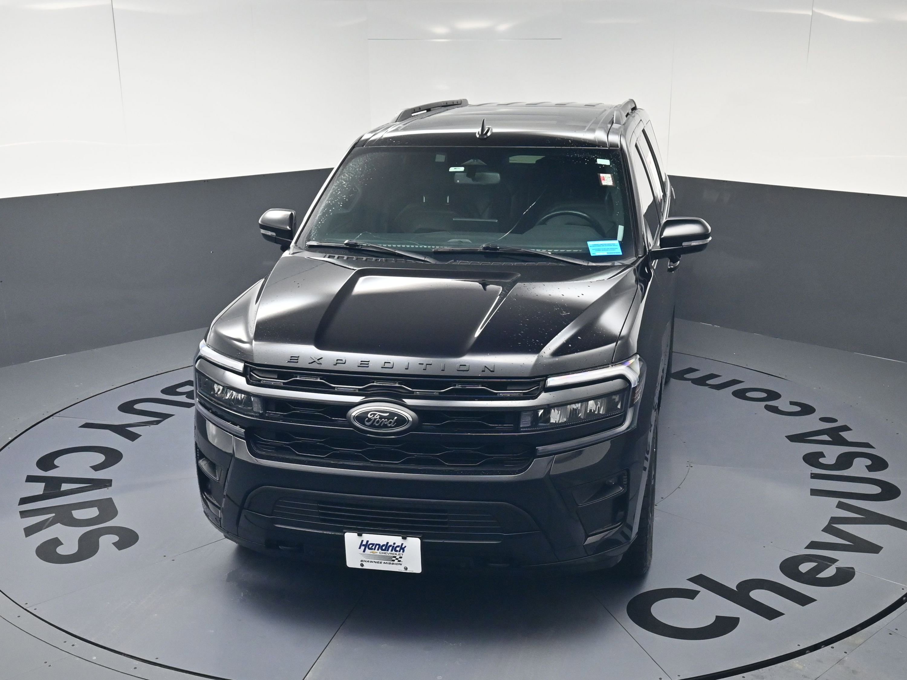 Used 2022 Ford Expedition Limited image 21