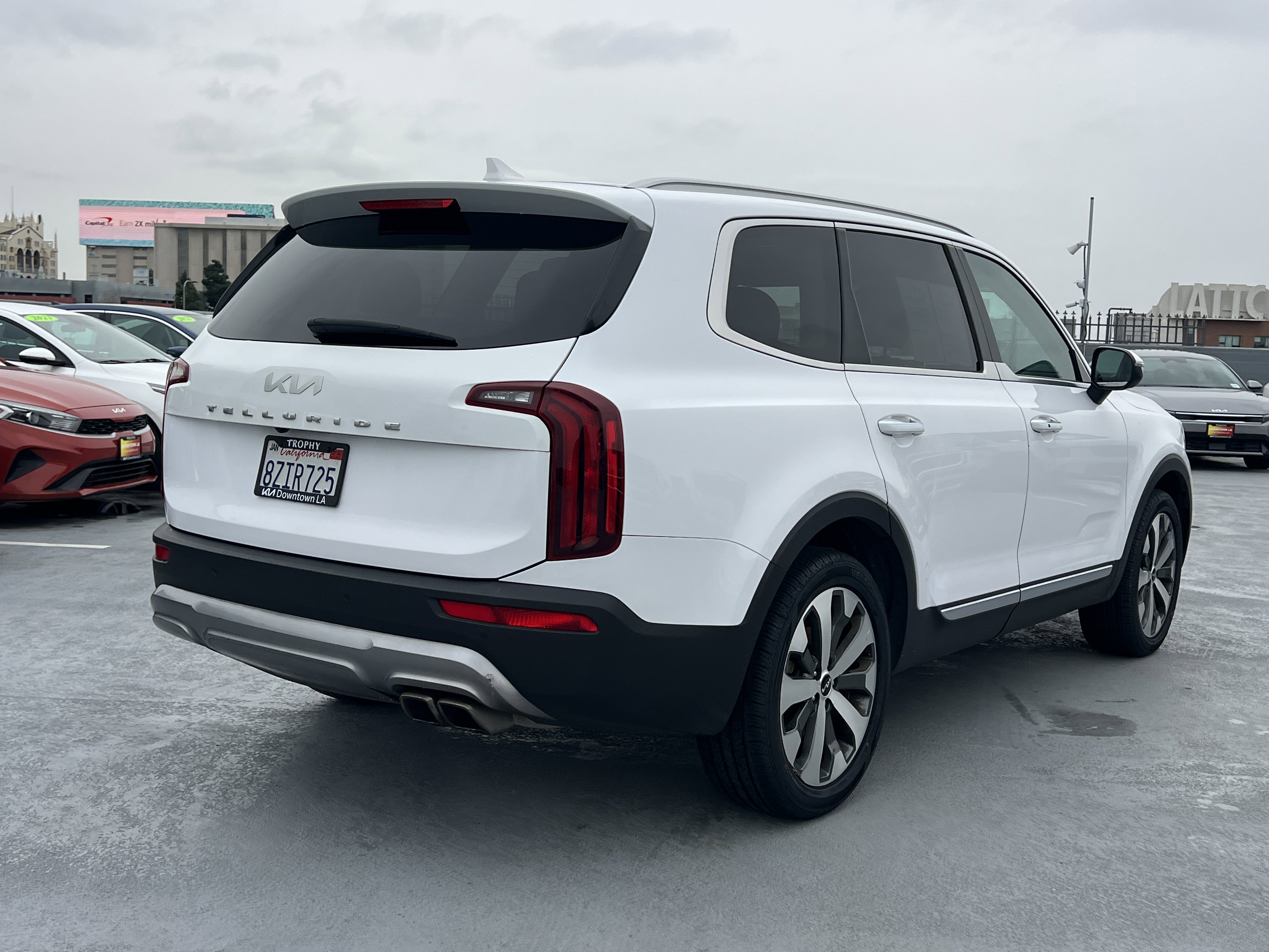Used 2022 Kia Telluride S image 6