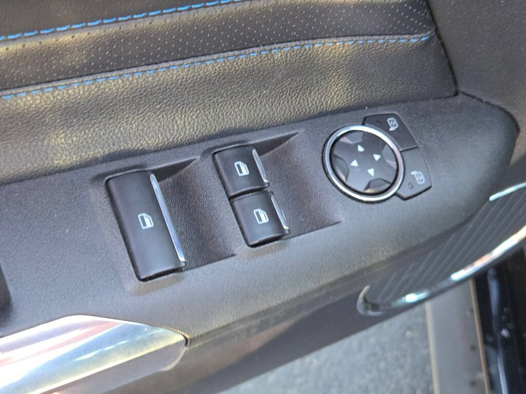 Used 2019 Ford Mustang GT Premium w/ Equipment Group 401A RWD image 17