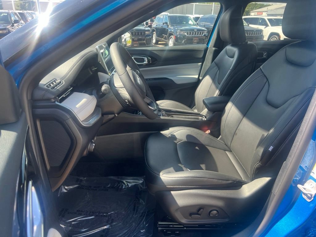 New 2026 Jeep Compass Limited AWD/4WD image 17