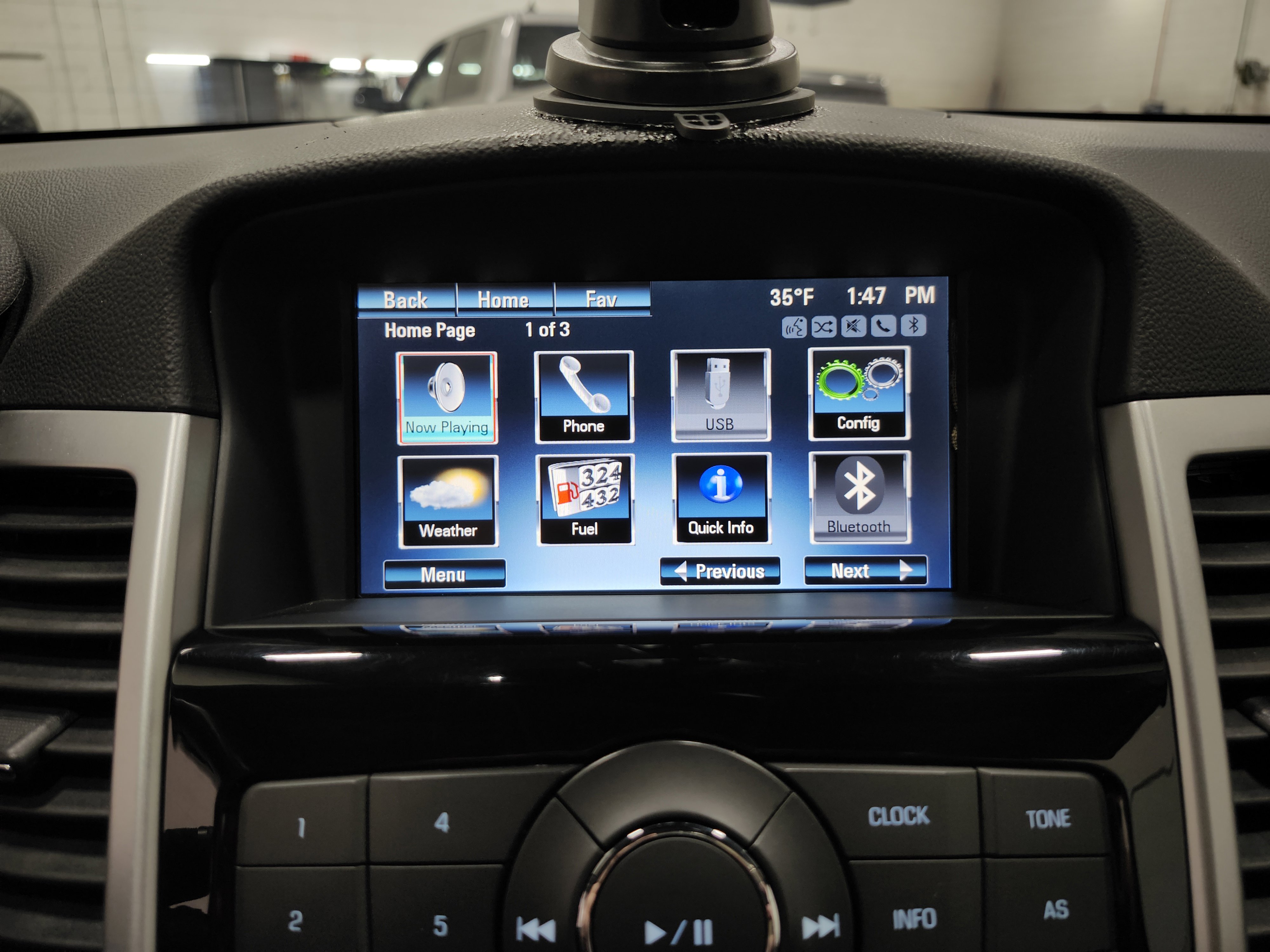 Used 2013 Chevrolet Cruze LT image 2