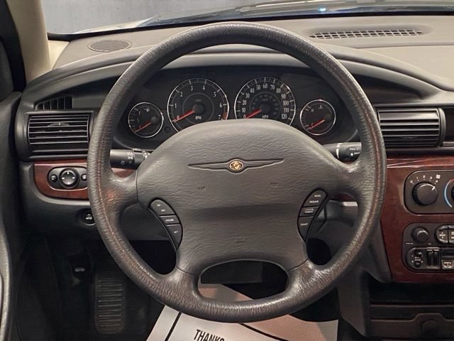 Used 2002 Chrysler Sebring LX FWD image 23