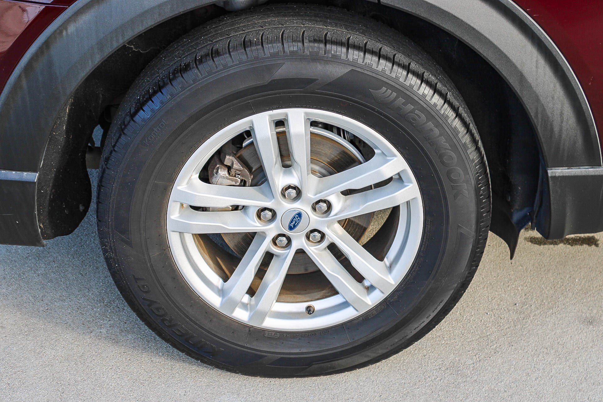 Used 2022 Ford Explorer XLT image 12