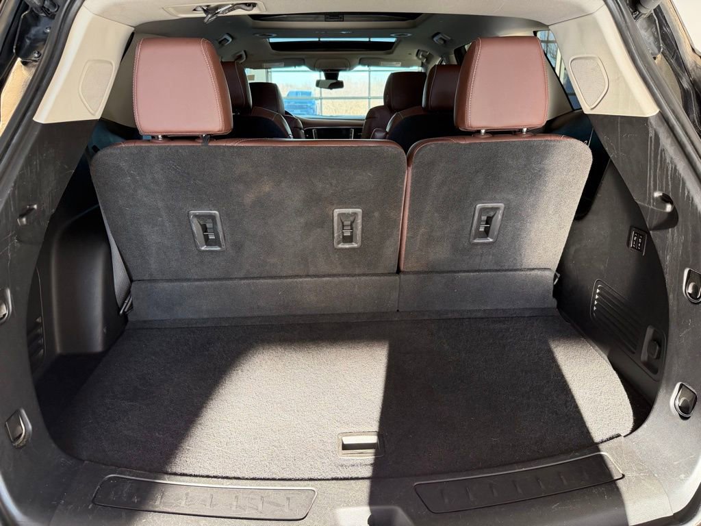 Used 2021 Buick Enclave Avenir w/ Avenir Technology Package image 34