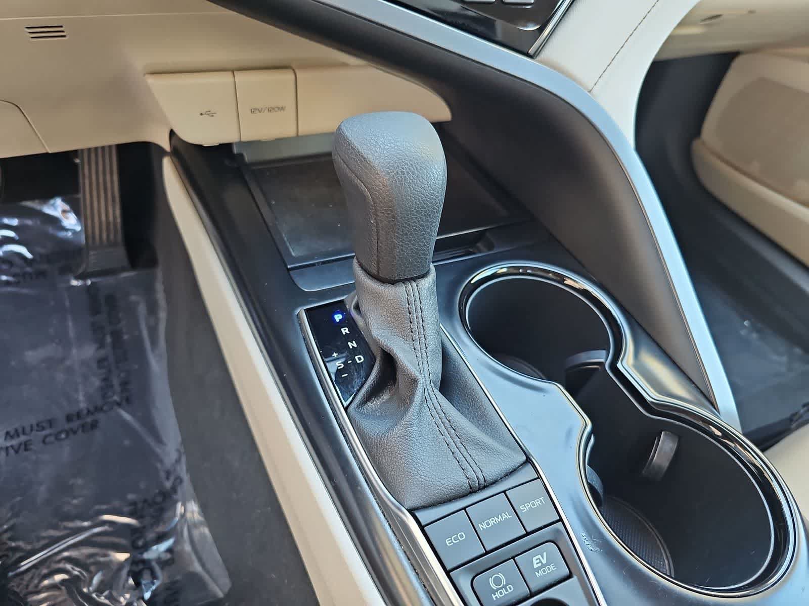 Used 2020 Toyota Camry LE w/ Fleet Convenience Package FWD image 21