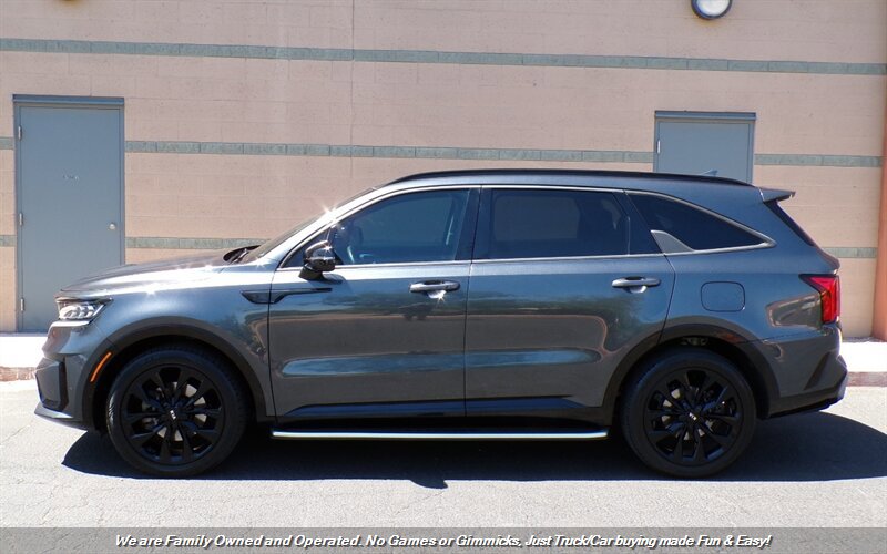 Used 2021 Kia Sorento SX image 5