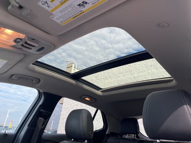 Used 2023 Buick Encore GX Essence w/ Experience Buick Package image 12