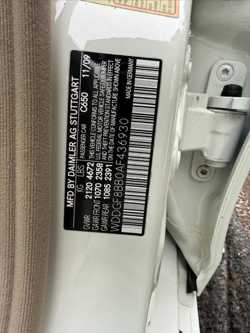 Used 2010 Mercedes-Benz C 300 4MATIC Sedan image 38