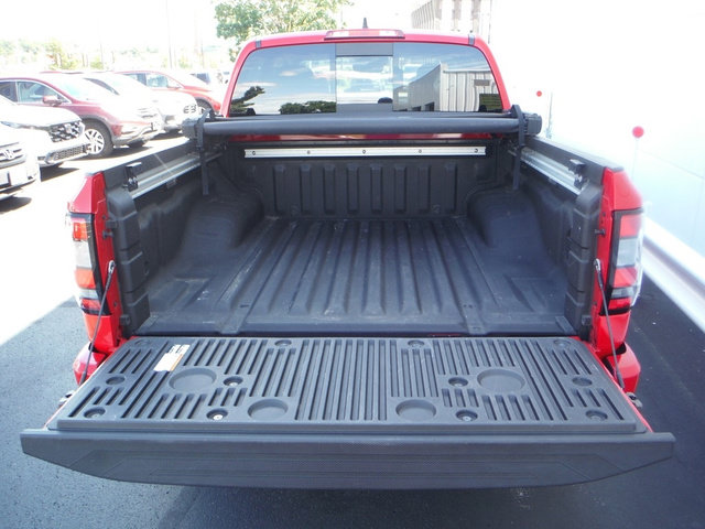 Used 2023 Nissan Frontier SV w/ SV Premium Package AWD/4WD image 17