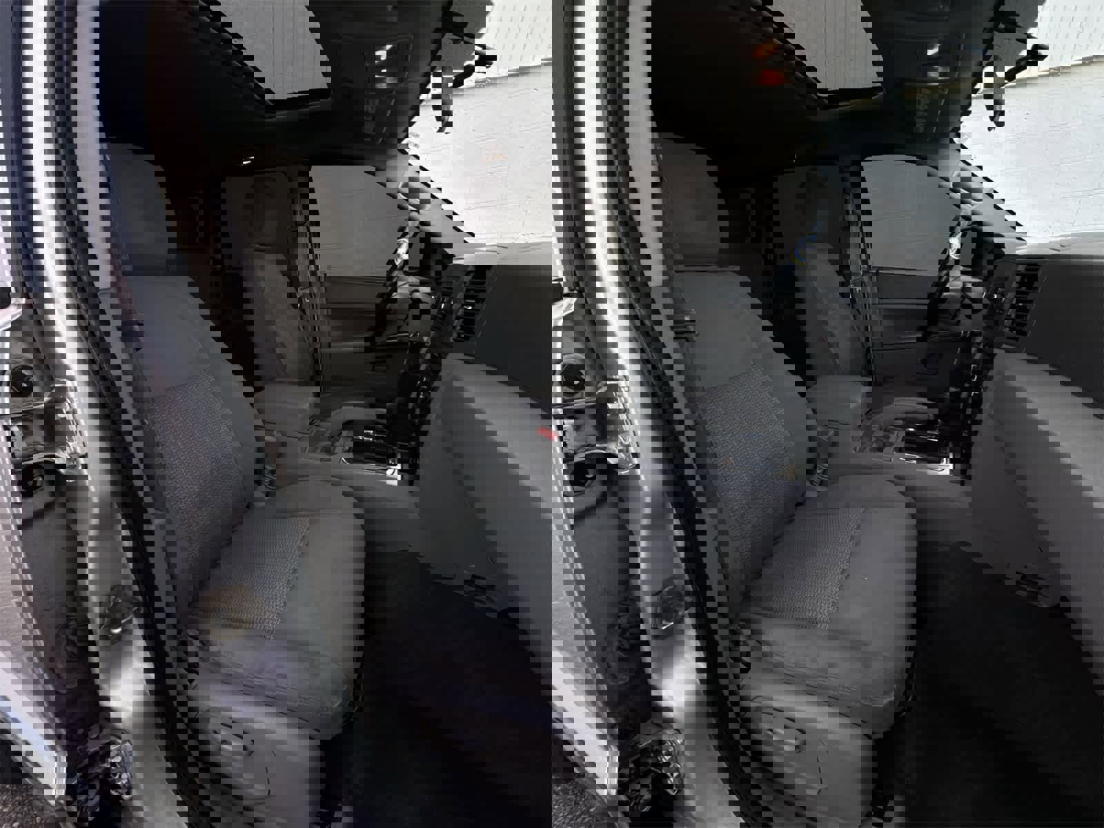 Used 2007 Jeep Grand Cherokee Laredo w/ Sun/Sound Group image 21