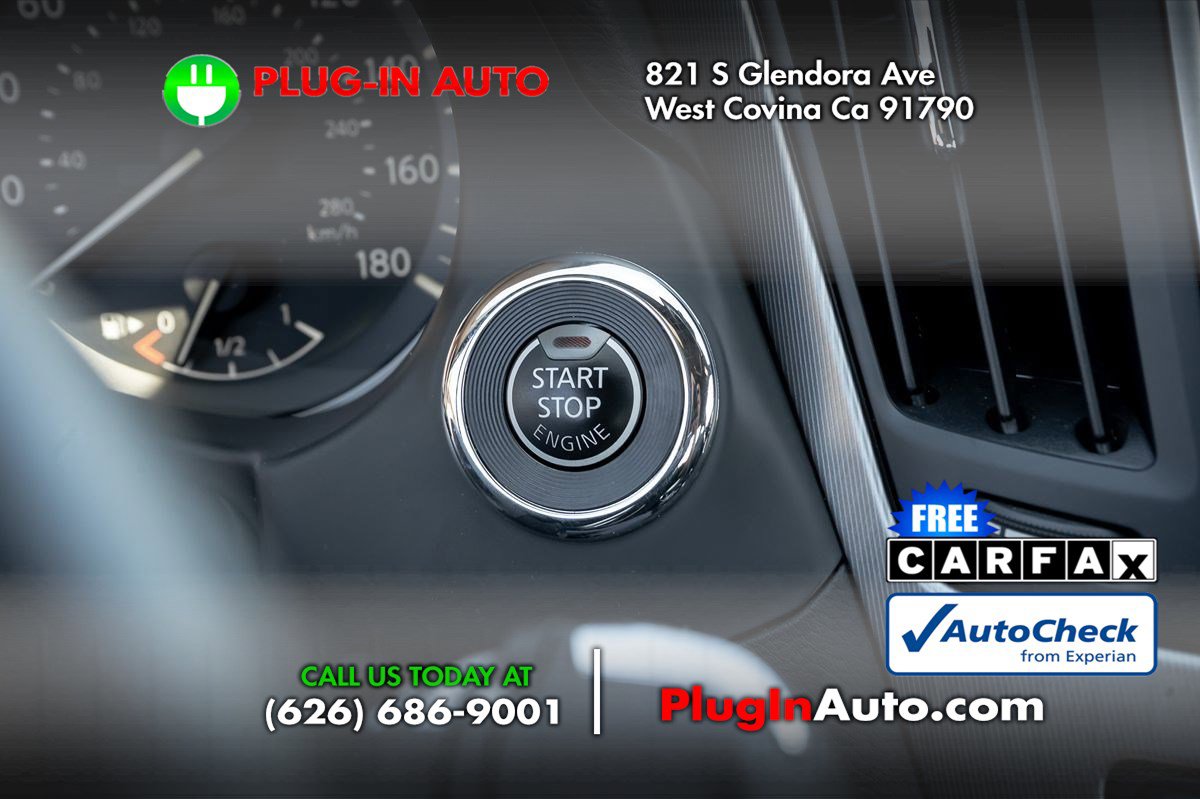 Used 2021 INFINITI Q60 3.0t Luxe w/ Cargo Package AWD/4WD image 29