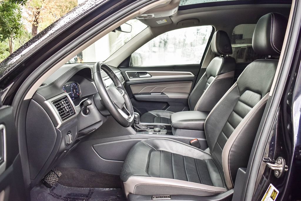 Used 2021 Volkswagen Atlas SEL Premium image 17