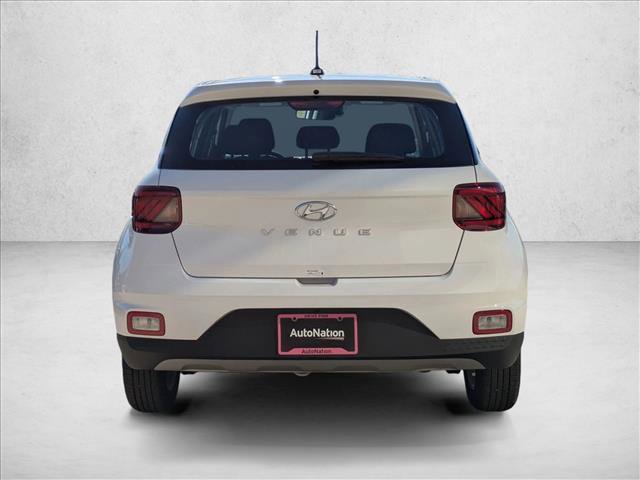New 2026 Hyundai Venue SE image 8