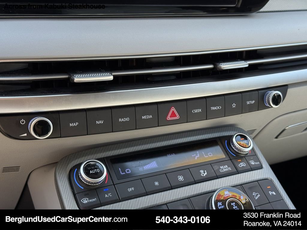 Used 2024 Hyundai Palisade SEL image 25