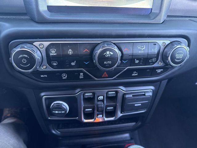 Used 2021 Jeep Wrangler Unlimited Sahara w/ Uconnect 4C Nav & Sound Group image 23