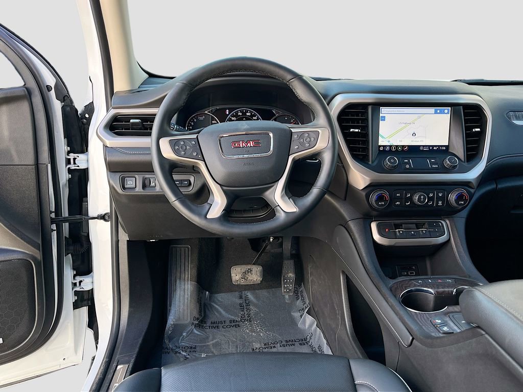 Used 2023 GMC Acadia Denali w/ Denali Technology Package image 24