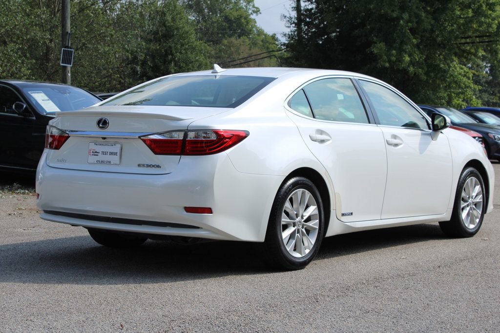 Used 2014 Lexus ES 300h w/ Luxury Package w/Bamboo Trim FWD image 8