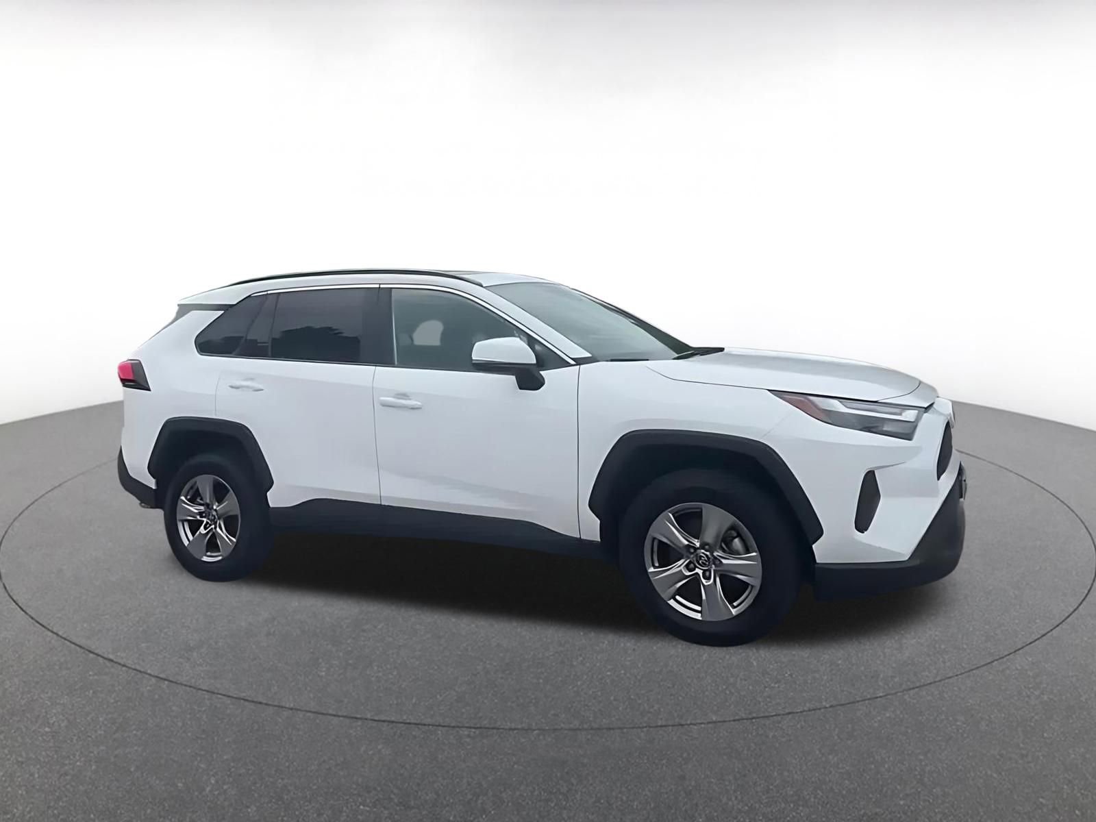 Used 2025 Toyota RAV4 XLE w/ Convenience Package AWD/4WD image 2