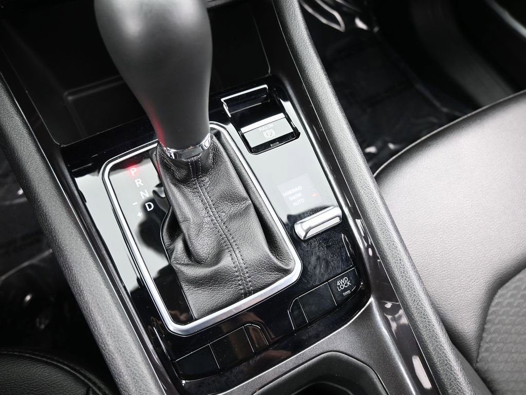 Used 2024 Jeep Compass Latitude image 24