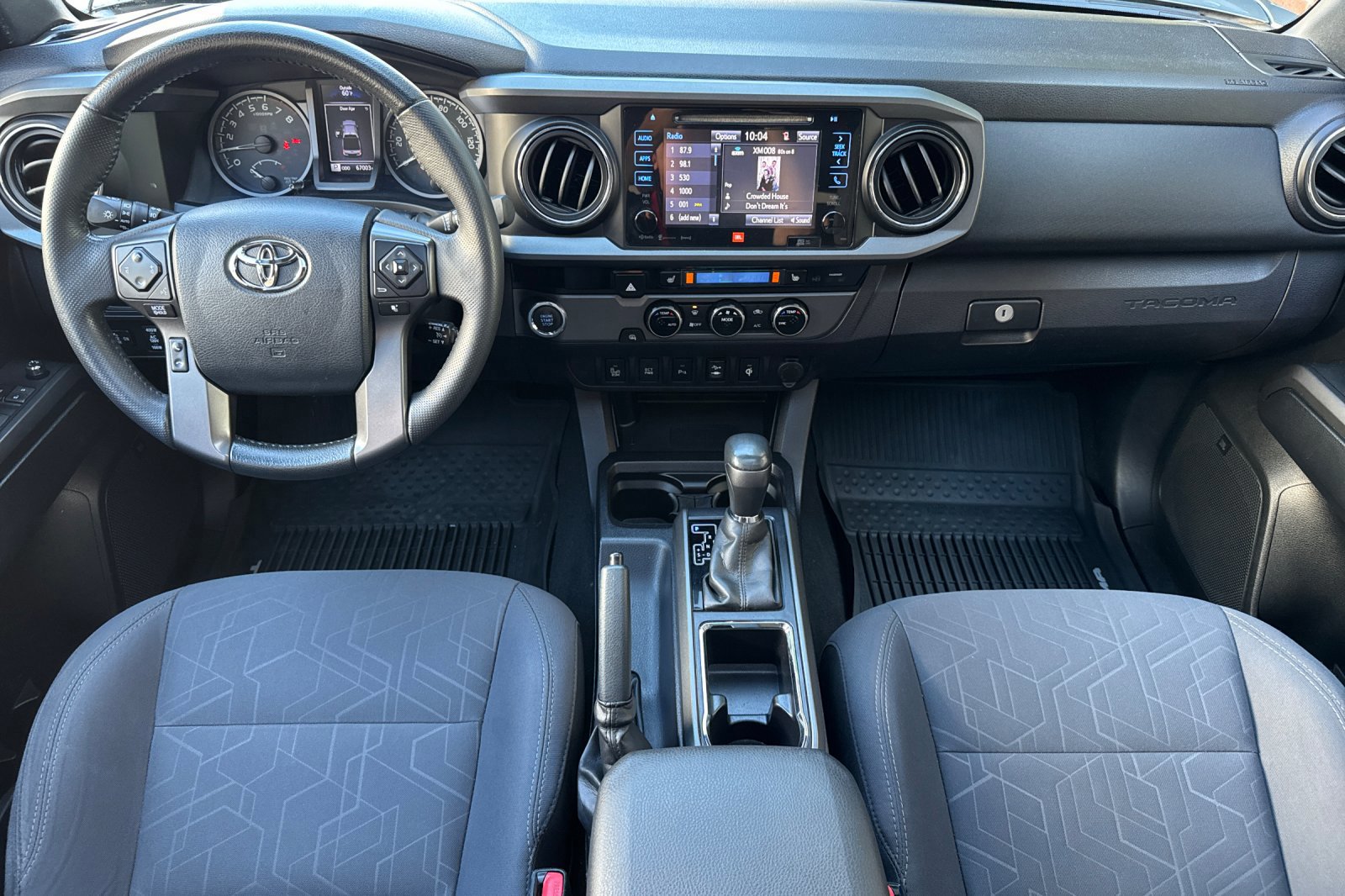 Used 2017 Toyota Tacoma TRD Off-Road RWD image 10