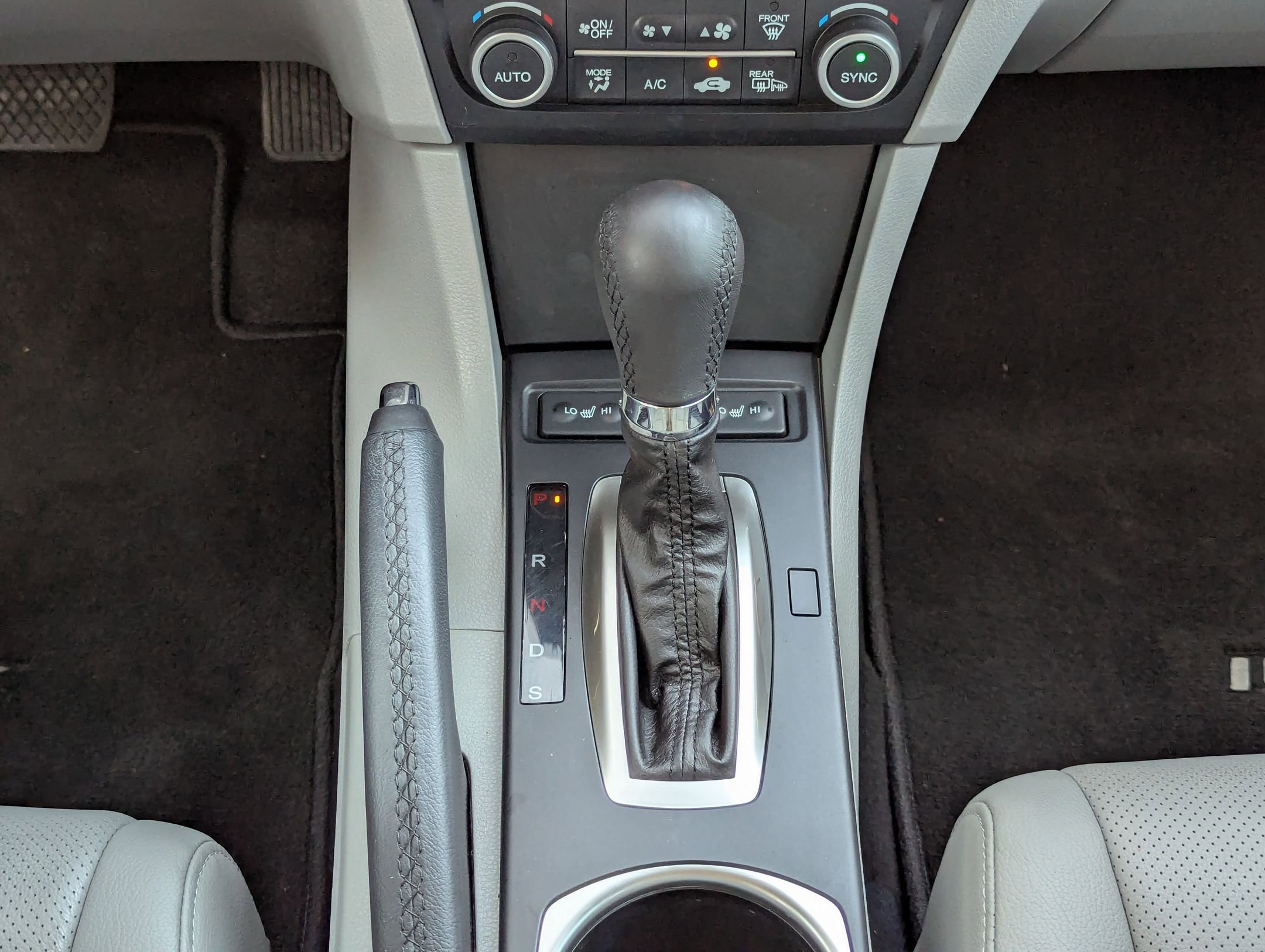 Certified 2016 Acura ILX w/Technology Plus Pkg image 18