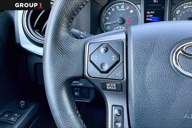 Certified 2019 Toyota Tacoma TRD Off-Road AWD/4WD image 24